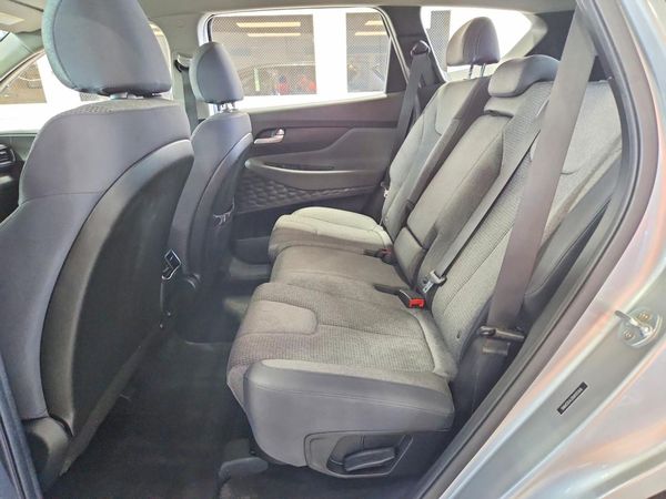 2021 HYUNDAI SANTA FE SE