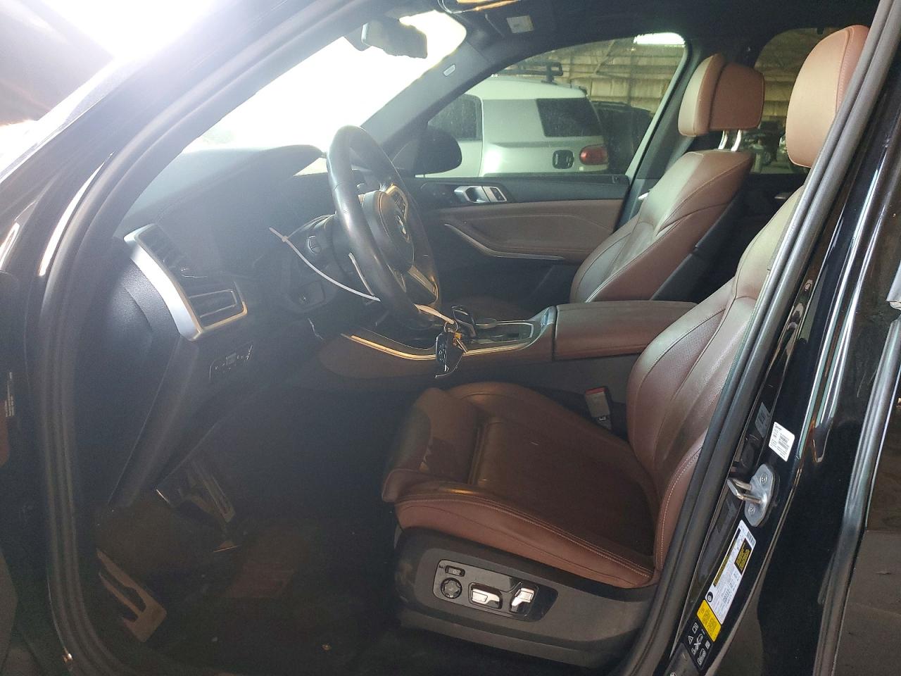 2020 BMW X5 M50i