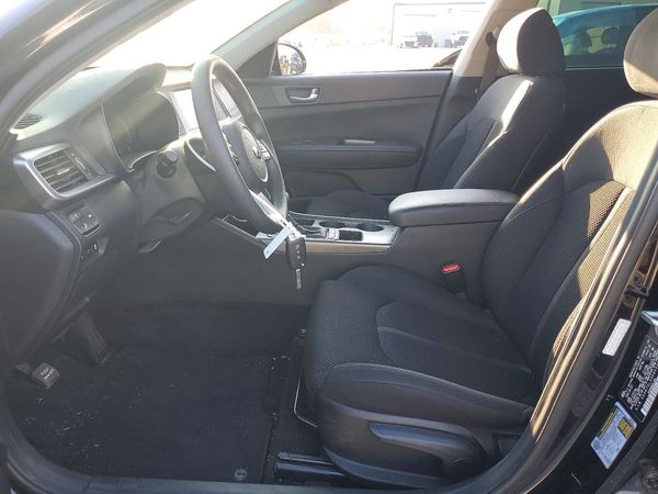 2019 KIA OPTIMA LX, S