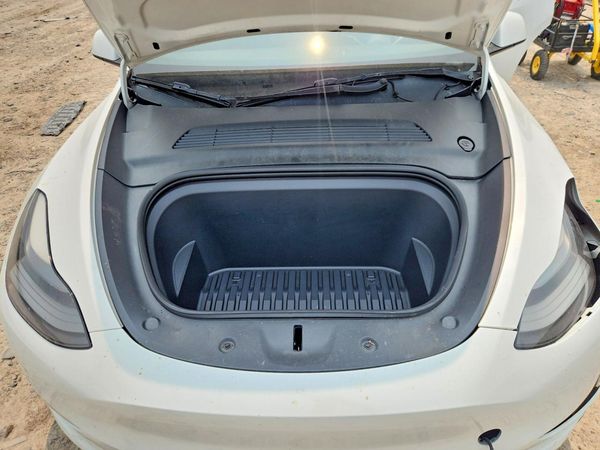 2021 TESLA MODEL Y — Engine bay