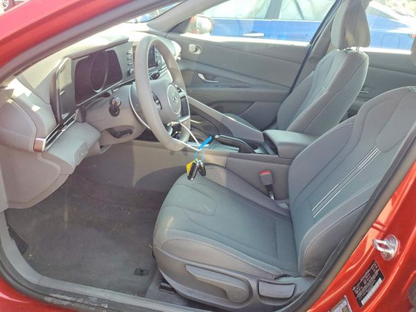 2021 HYUNDAI ELANTRA SEL
