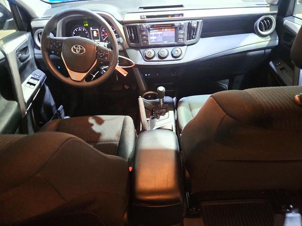 2018 TOYOTA RAV4 LE