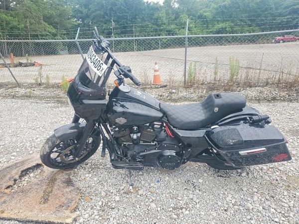 2021 HARLEY-DAVIDSON FL