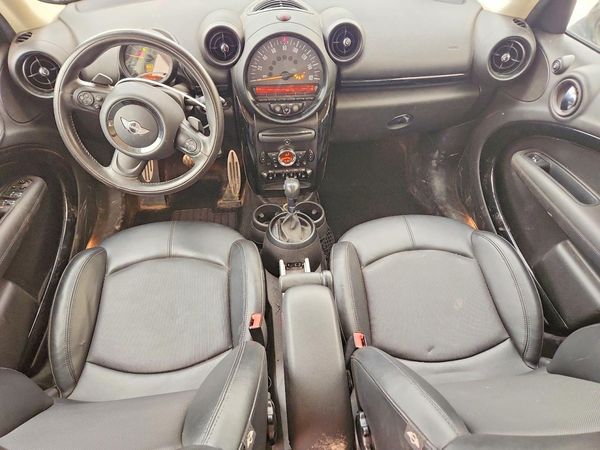 2016 MINI COOPER