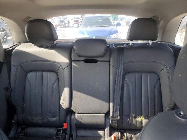 2018 AUDI Q5 quattro Premium Plus