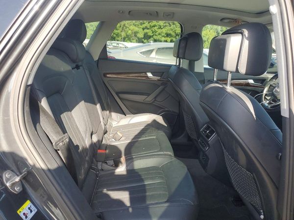 2018 AUDI Q5 quattro Premium Plus