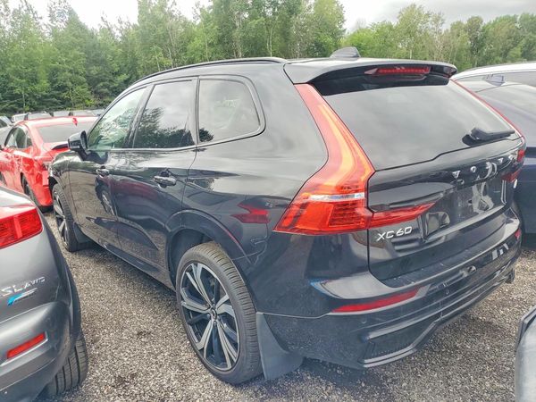 2024 VOLVO XC60