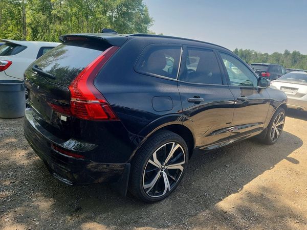 2024 VOLVO XC60