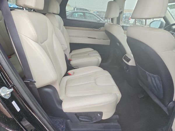 2021 HYUNDAI PALISADE SEL w/ Premium Pkg