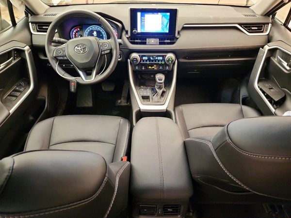 2024 TOYOTA RAV4