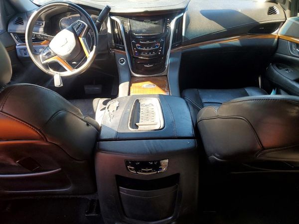 2017 CADILLAC ESCALADE Luxury
