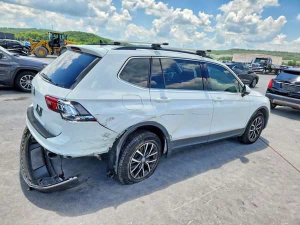 2020 VOLKSWAGEN TIGUAN SE, SEL