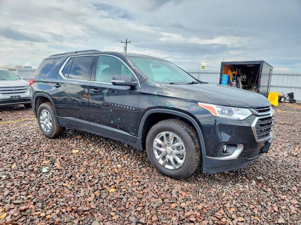 2021 CHEVROLET TRAVERSE LT