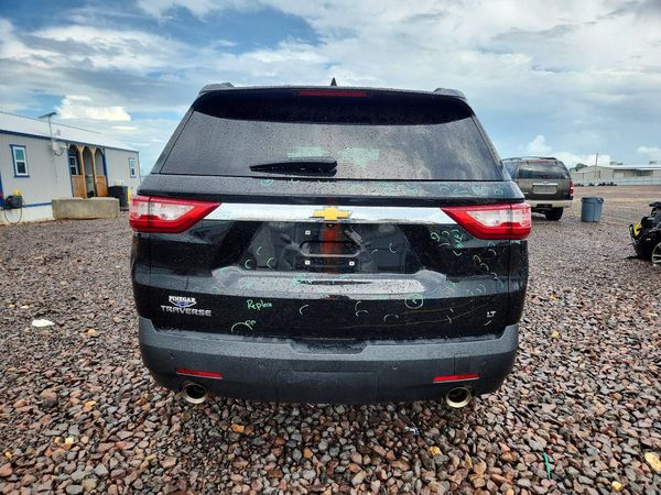 2021 CHEVROLET TRAVERSE LT