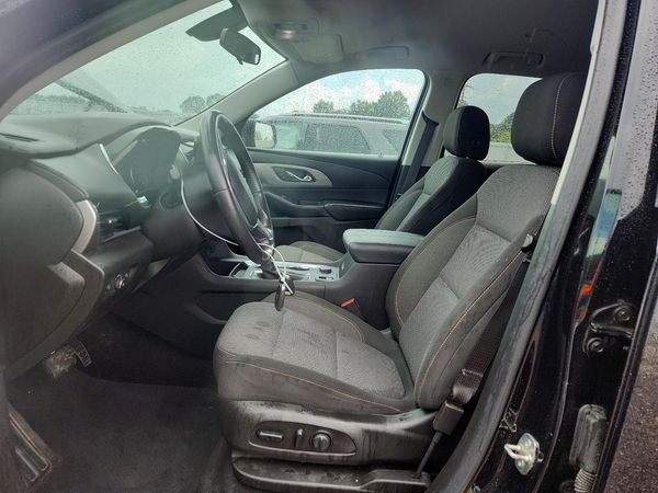 2021 CHEVROLET TRAVERSE LT