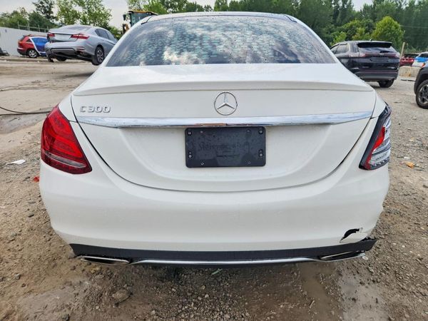 2018 MERCEDES-BENZ C C300