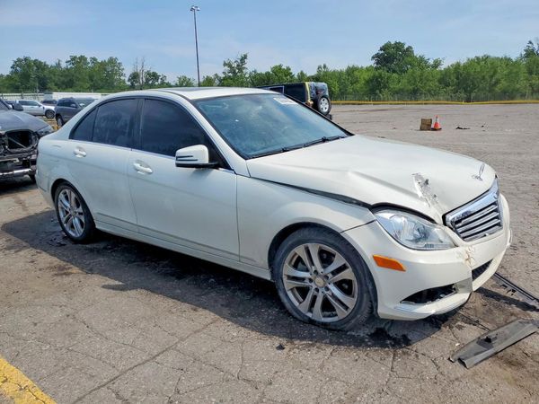 2012 MERCEDES-BENZ C C300 4-MATIC