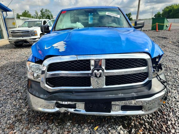 2016 RAM 1500 ST CREW CAB 4X2