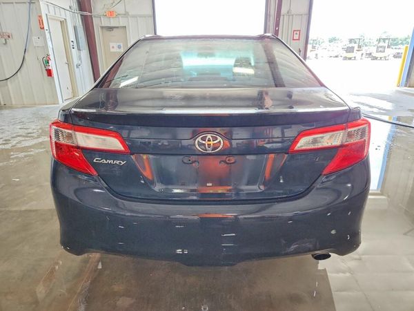 2013 TOYOTA CAMRY