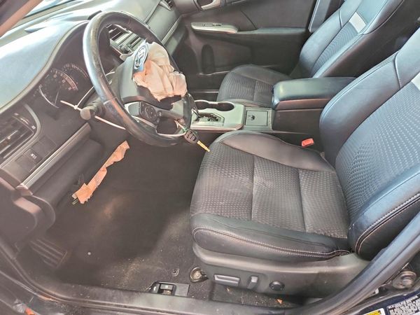 2013 TOYOTA CAMRY