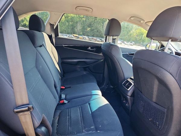 2020 KIA SORENTO L, LX, S