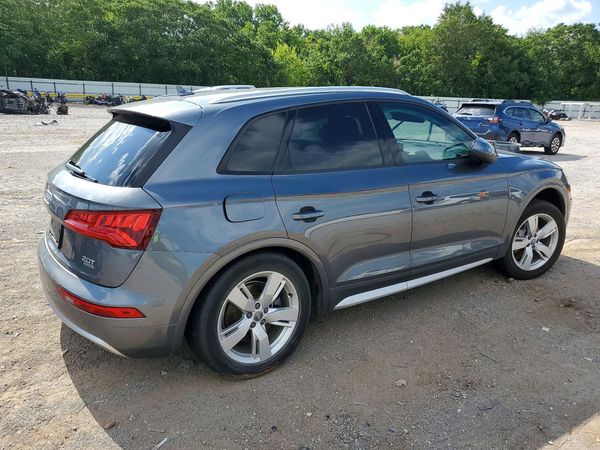 2018 AUDI Q5 quattro Premium