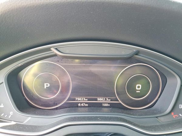2018 AUDI Q5 quattro Premium