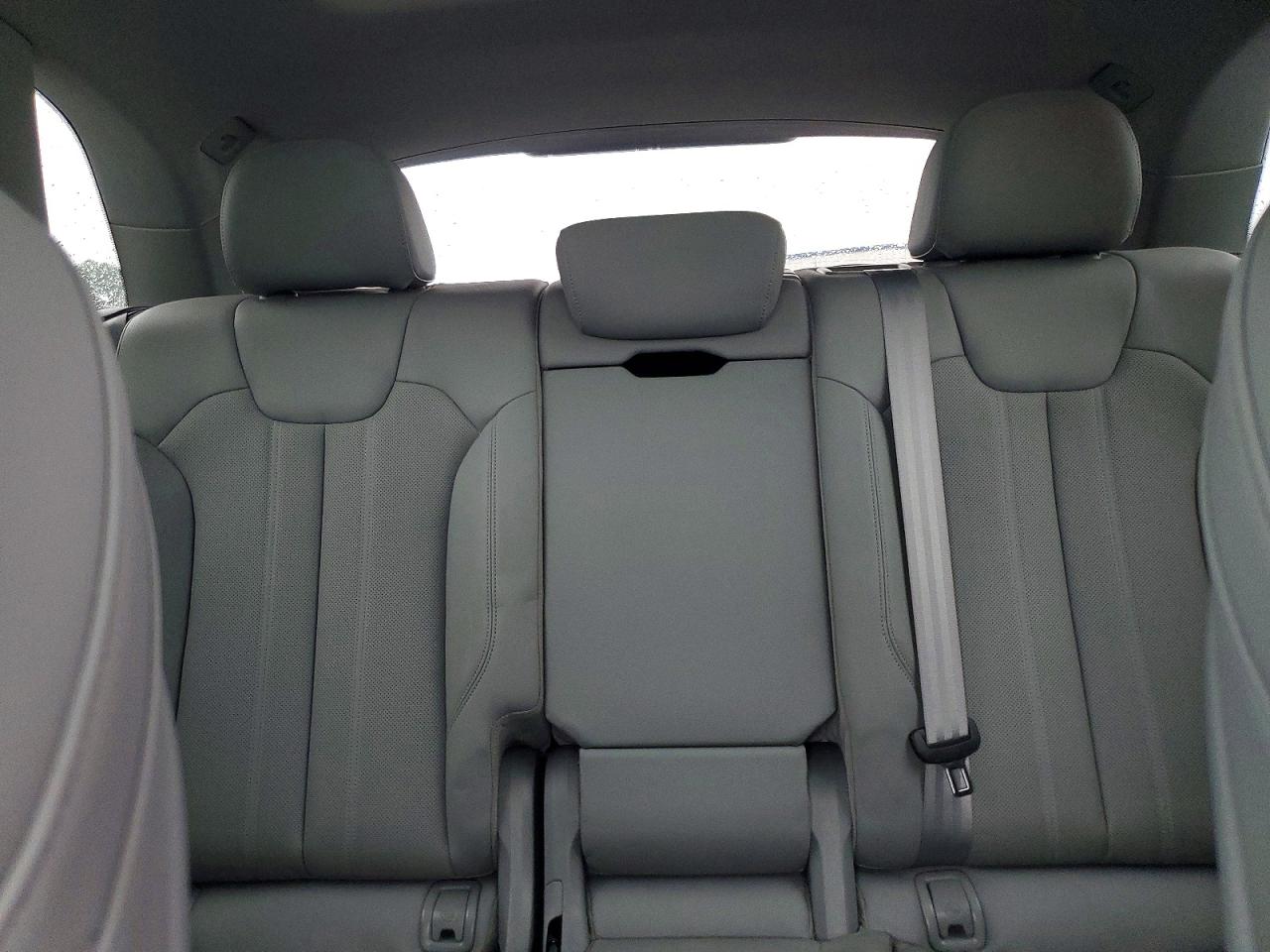 2018 AUDI Q5 quattro Prestige