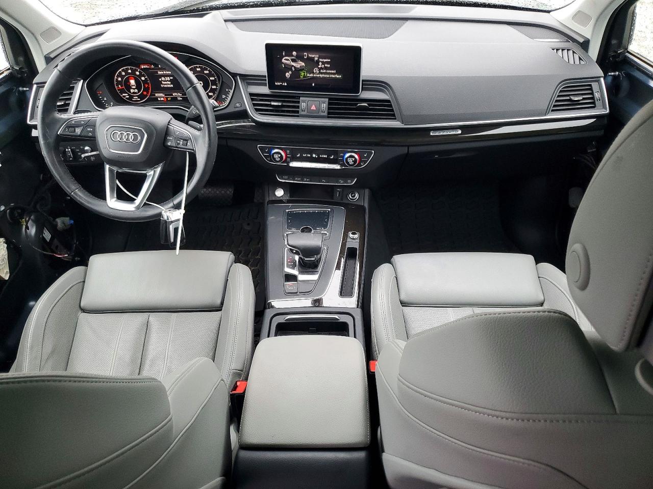 2018 AUDI Q5 quattro Prestige