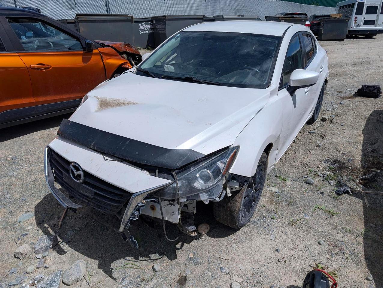 2015 MAZDA 3 Touring/GS