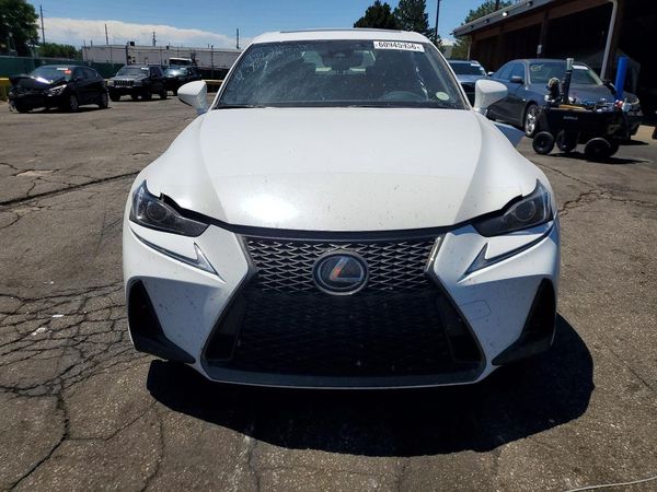 2017 LEXUS IS 300