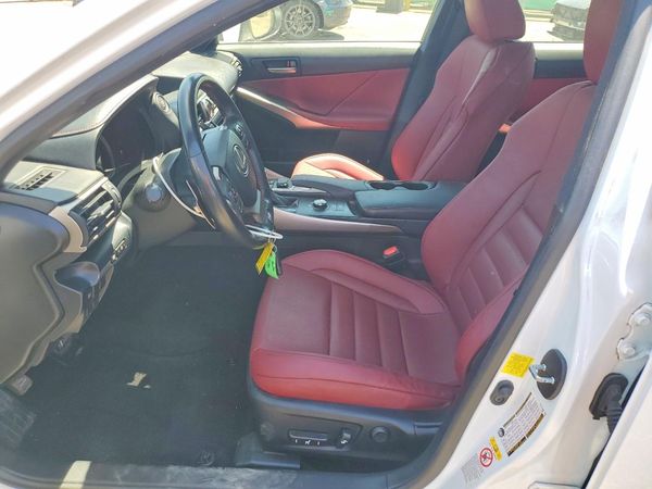 2017 LEXUS IS 300
