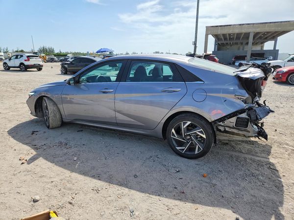 2025 HYUNDAI ELANTRA