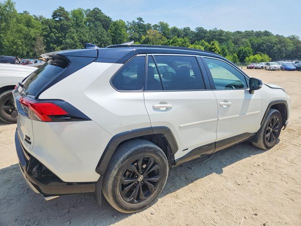 2022 TOYOTA RAV4 XSE