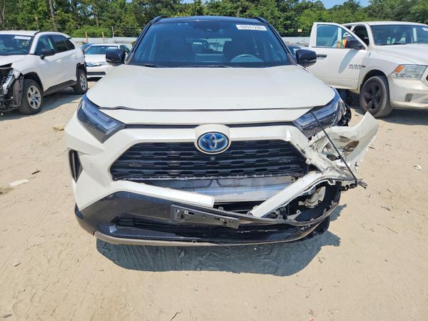 2022 TOYOTA RAV4 XSE
