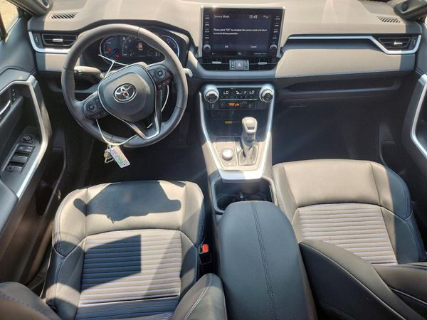 2022 TOYOTA RAV4 XSE