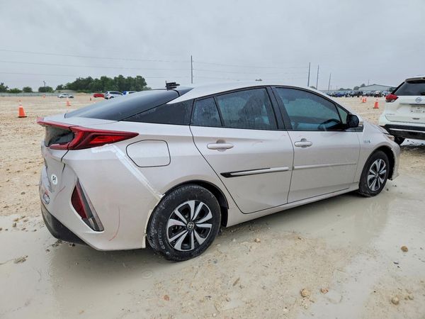 2019 TOYOTA PRIUS Plus/Premium/Advanced