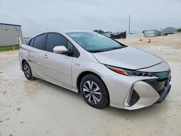 2019 TOYOTA PRIUS Plus/Premium/Advanced