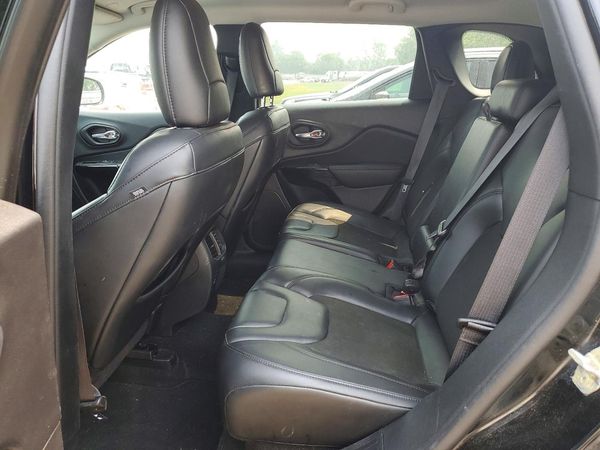 2021 JEEP CHEROKEE LATITUDE PLUS 4X4