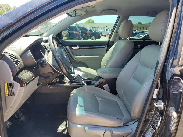 2014 KIA SORENTO Base/ LX