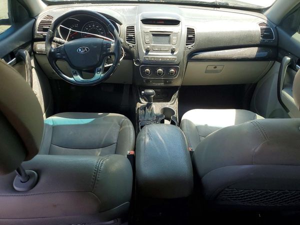 2014 KIA SORENTO Base/ LX