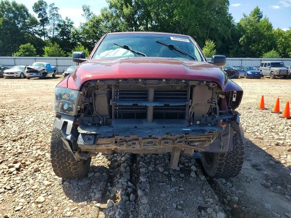 2018 RAM 1500 ST CREW CAB 4X2