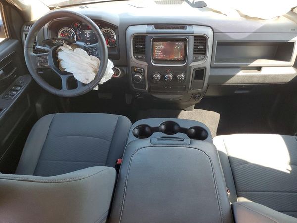 2018 RAM 1500 ST CREW CAB 4X2