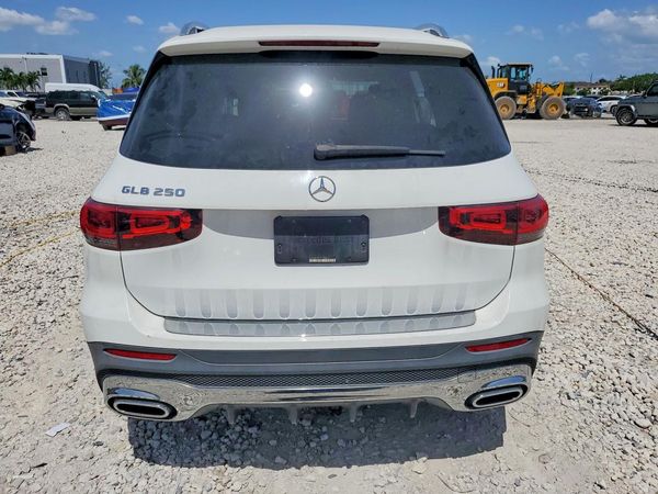 2021 MERCEDES-BENZ GLB