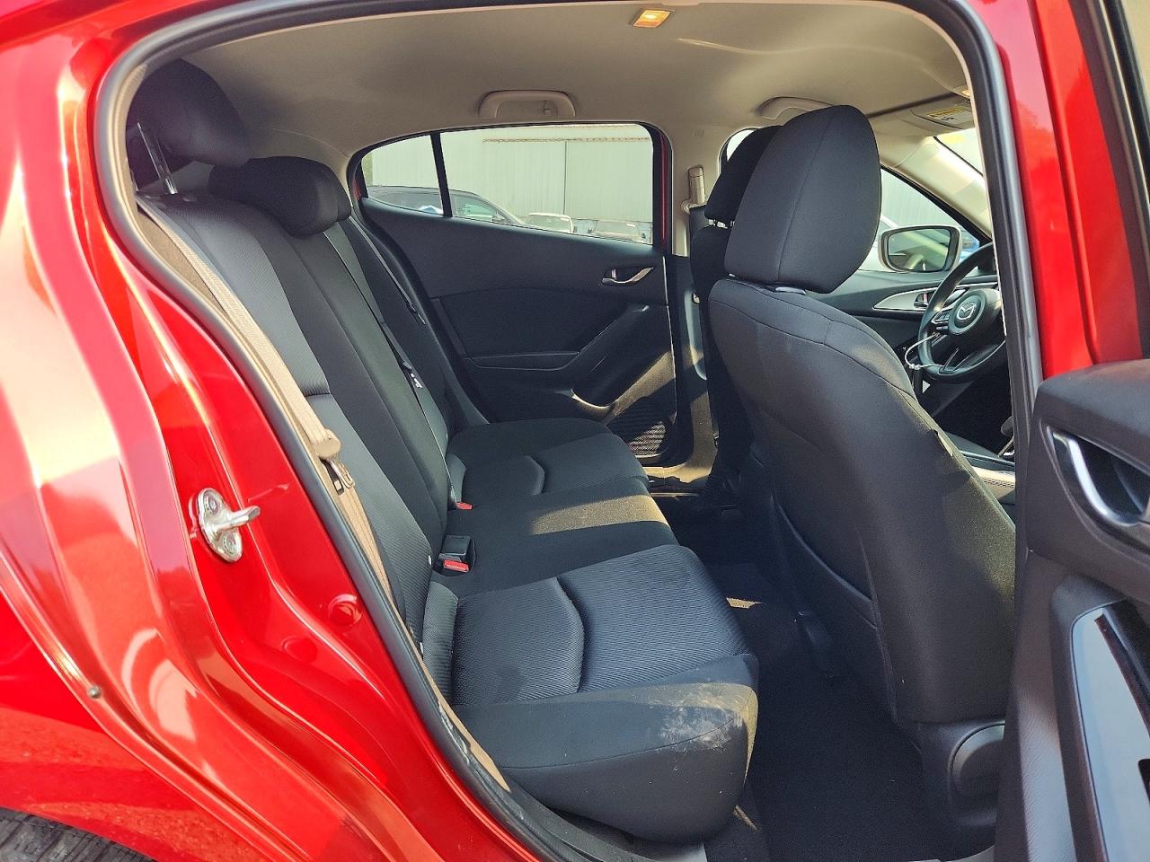 2018 MAZDA 3 Sport