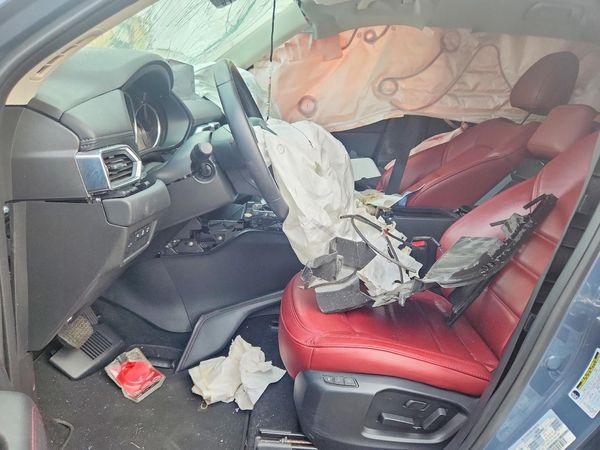 2025 MAZDA CX-5 Preferred — DENT