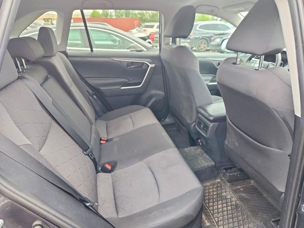 2019 TOYOTA RAV4 LE AWD Hybrid (Canada)