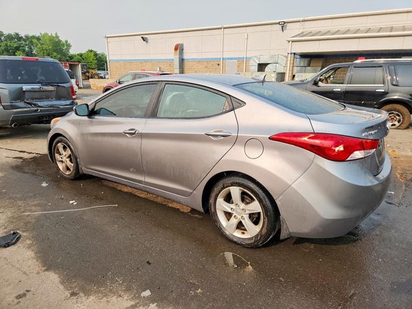 2012 HYUNDAI ELANTRA
