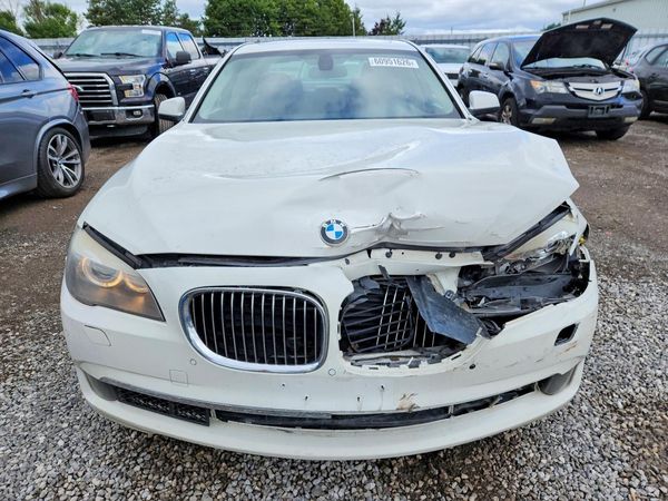 2012 BMW 750 750xi/Alpina B7 xDrive