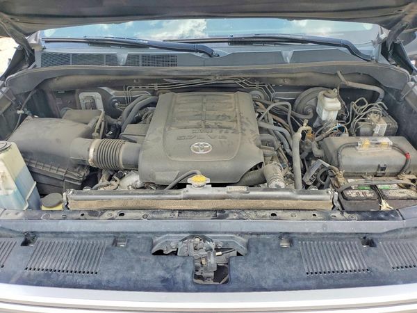 2016 TOYOTA TUNDRA Limited